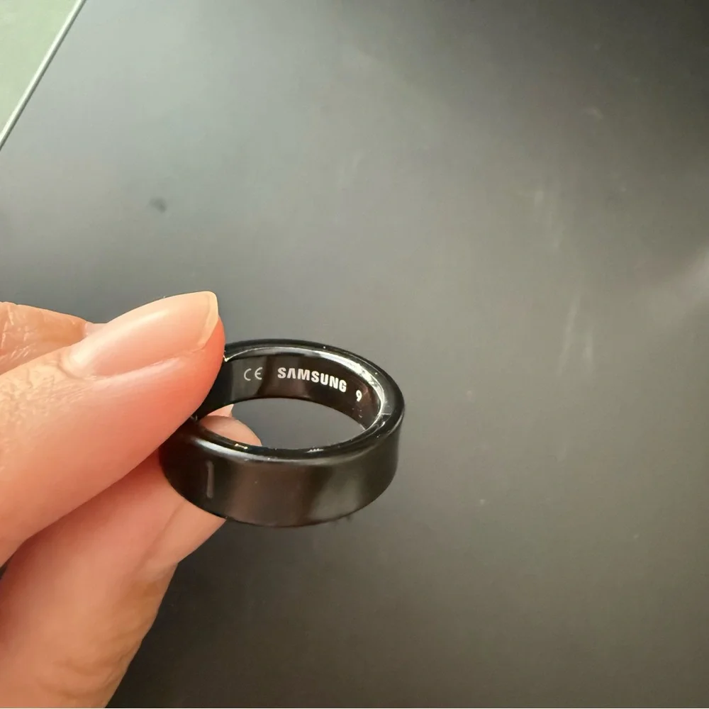 Samsung Galaxy Ring Size 9 Used great condition